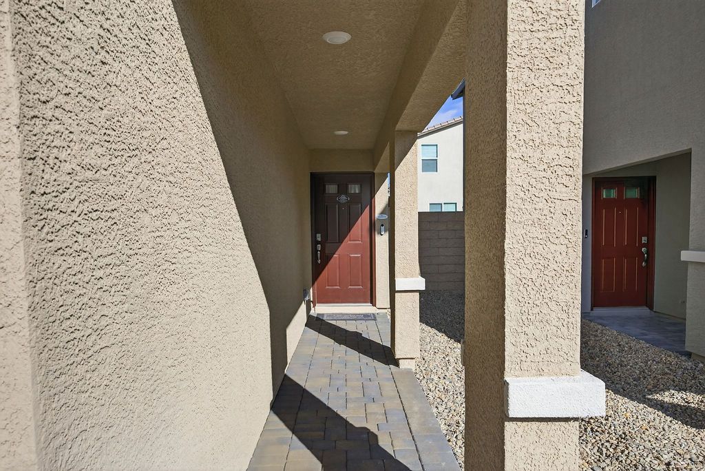 798 Calm Crystal Court — photo 2
