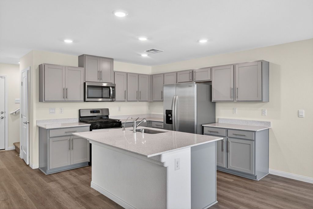 798 Calm Crystal Court — photo 4