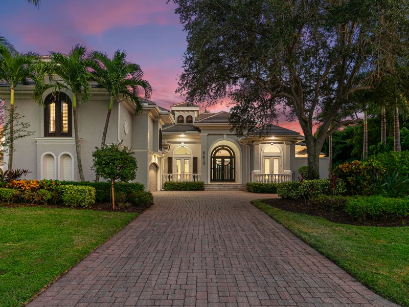 9410 Lakebend Preserve Court — photo 1