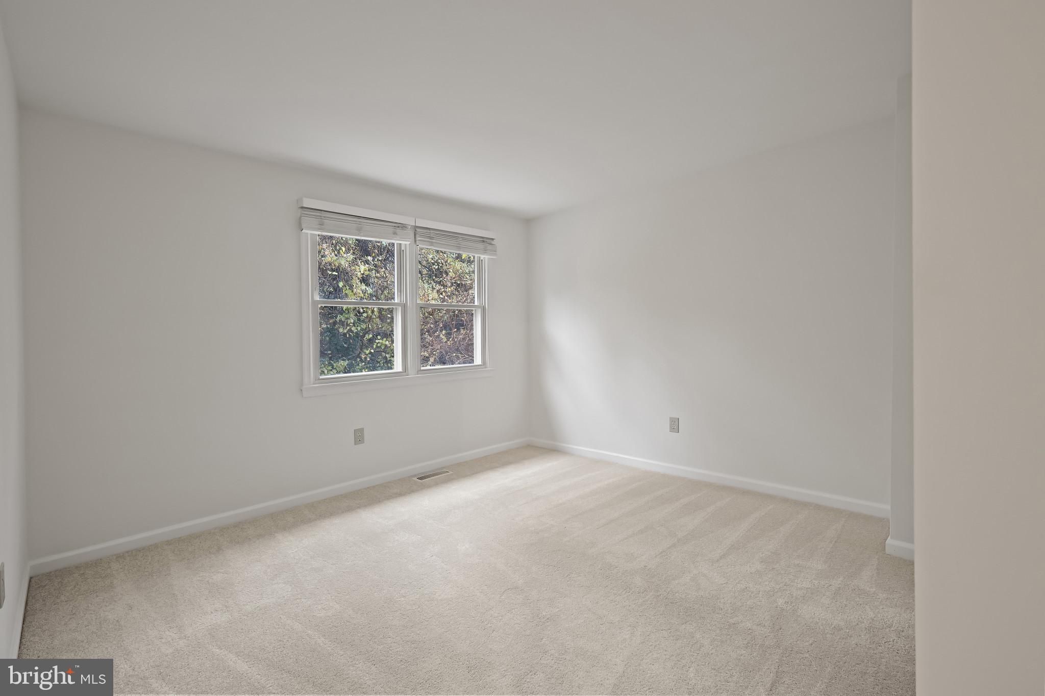 332 Charred Oak Court — photo 3